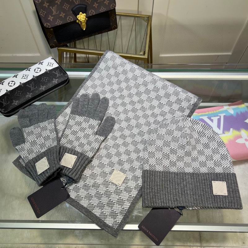 LV scarf hat gloves dx (4)