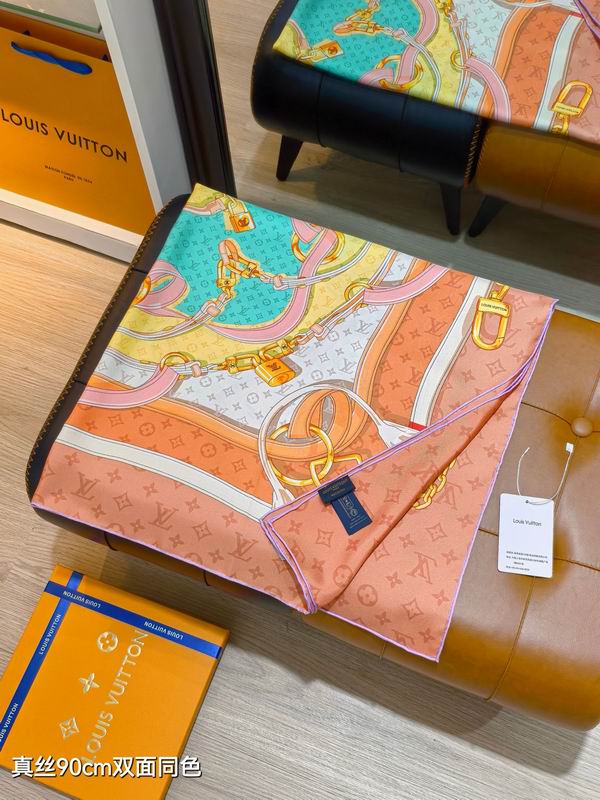 LV silk Scarf 90X90cm E18 (7)