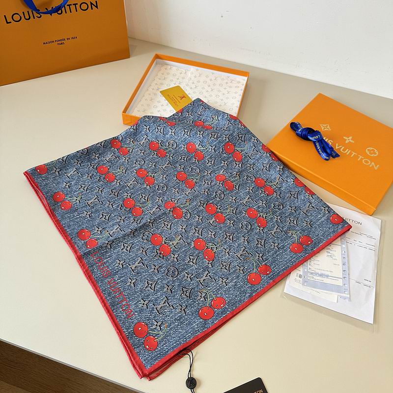 LV silk Scarf 90X90cm hm (155)