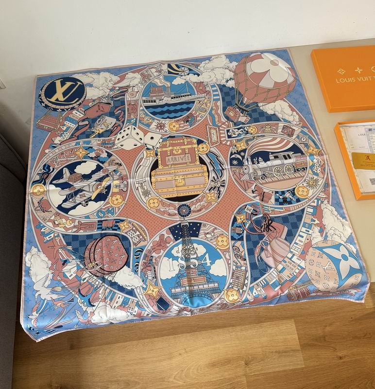 LV silk Scarf 90X90cm hm (171)
