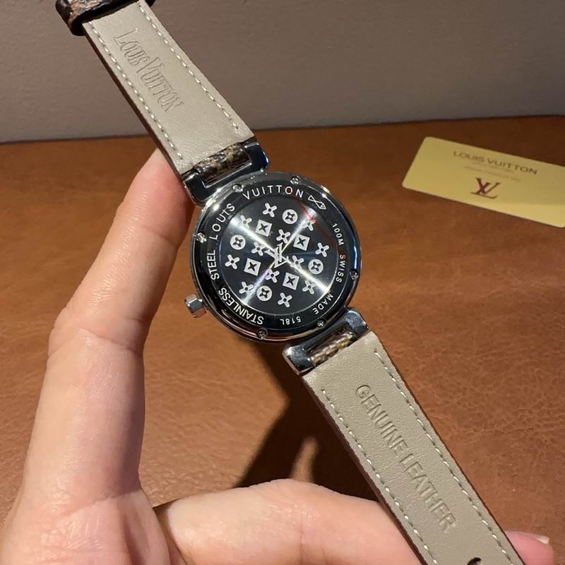 LV woman watch 84