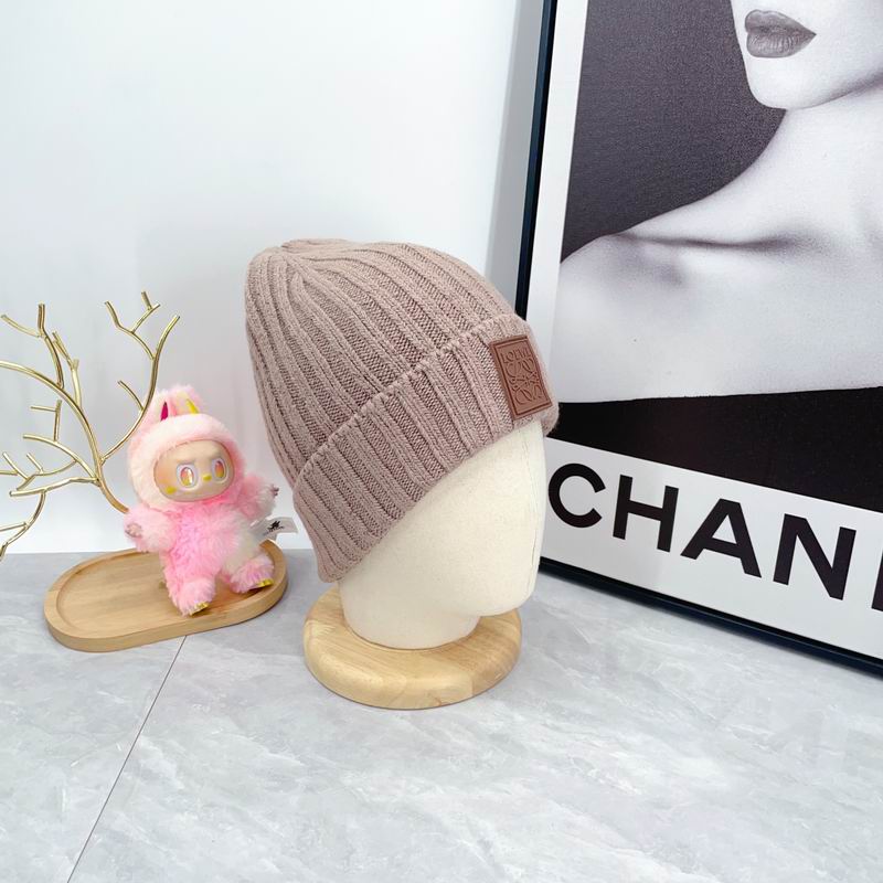 Loewe Hat dx (2045)