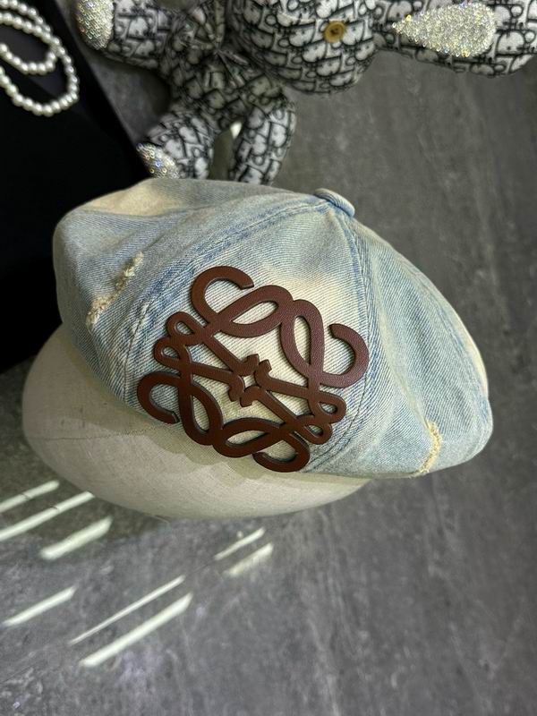Loewe beret dx (130)