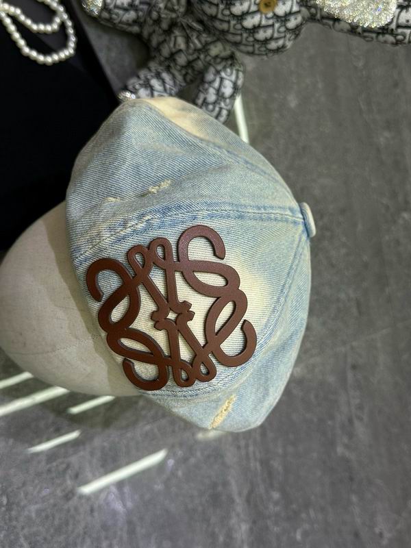 Loewe beret dx (133)