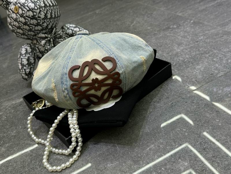 Loewe beret dx (135)