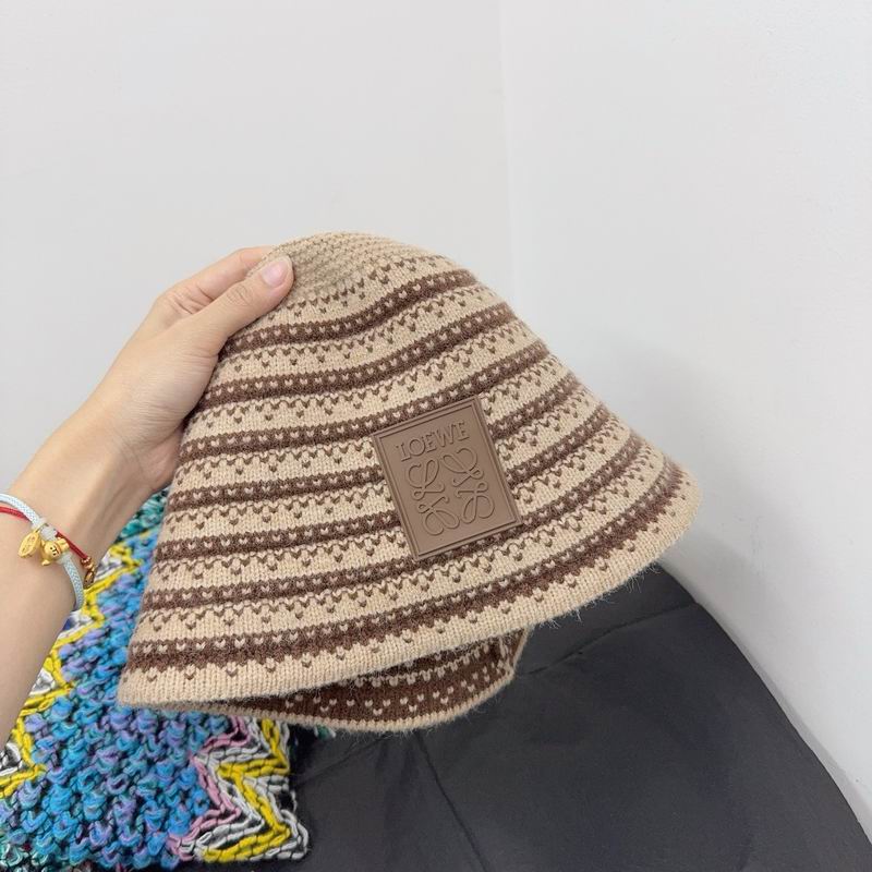 Loewe hat dx (226)