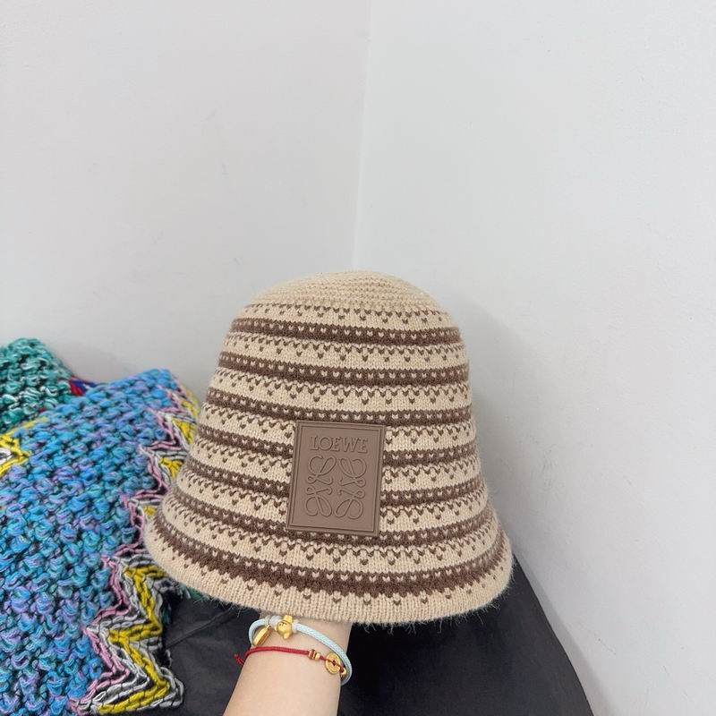 Loewe hat dx (229)