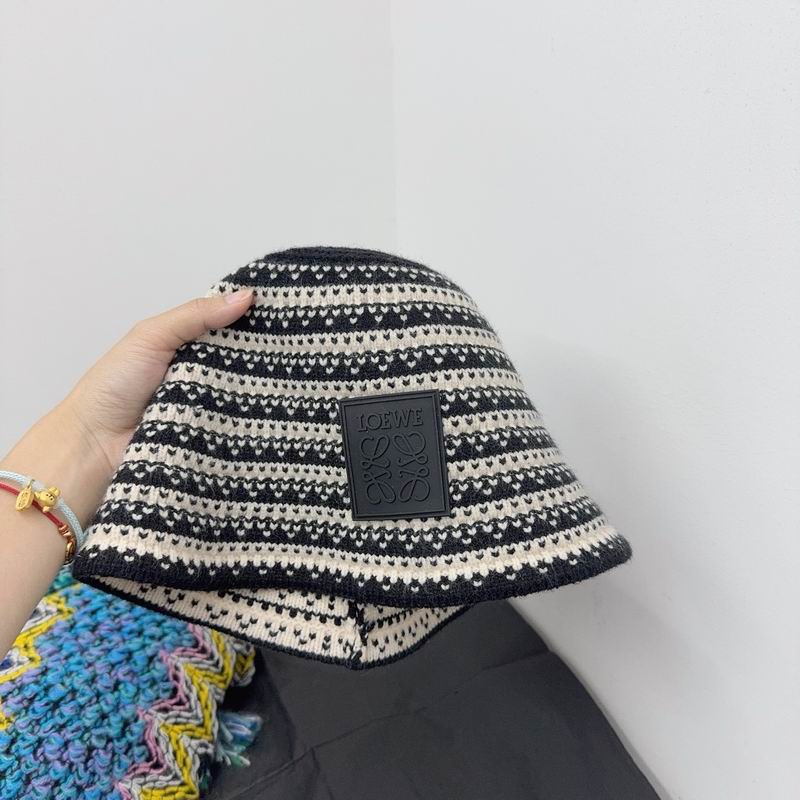 Loewe hat dx (231)