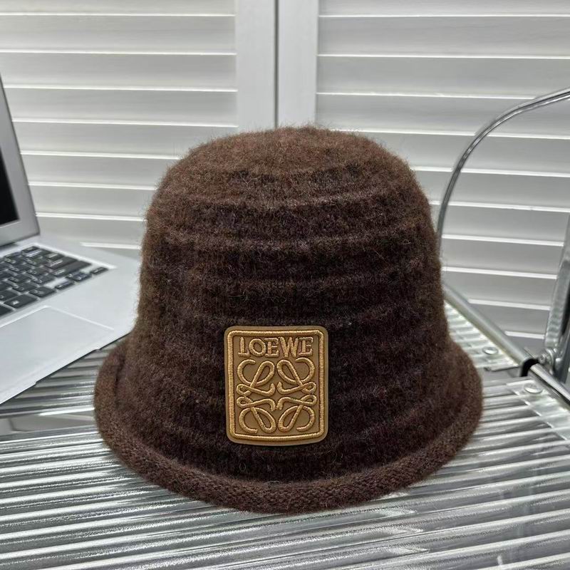 Loewe hat dx (842)
