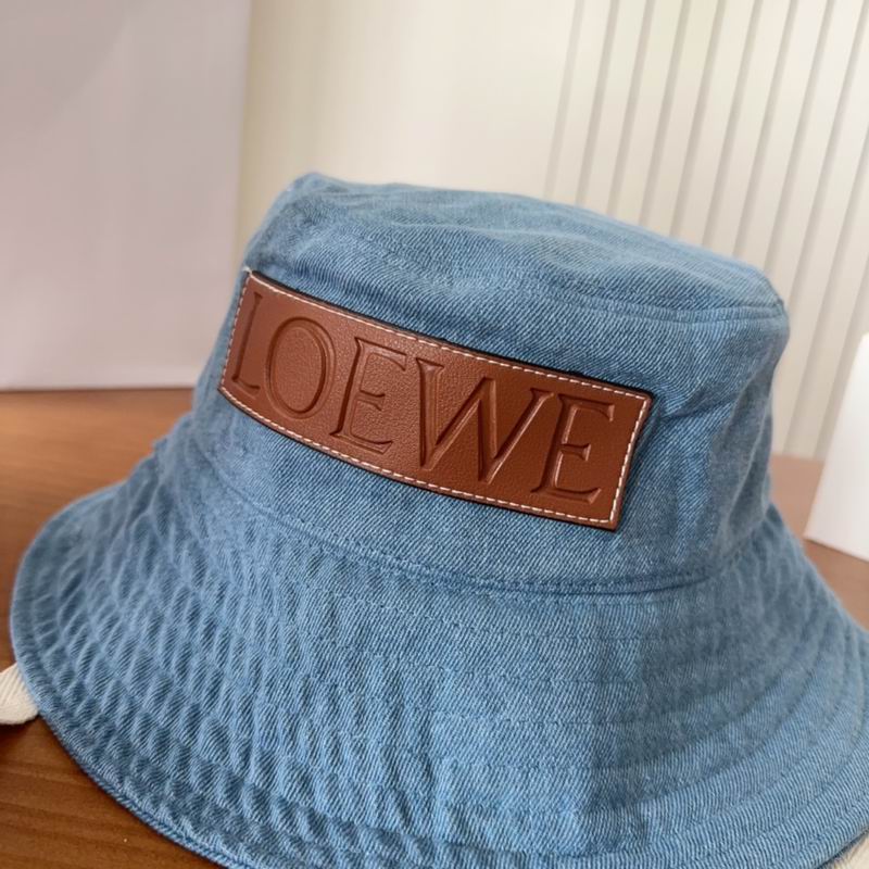 Loewe hat dx (899)