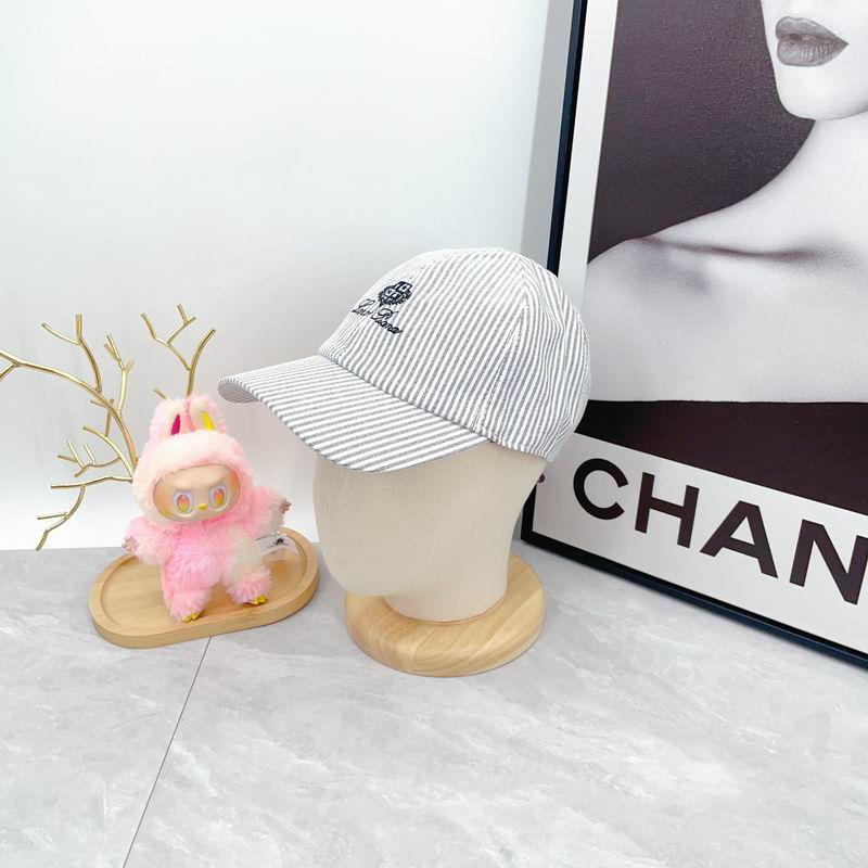 Loro Piana Cap dx (2371)