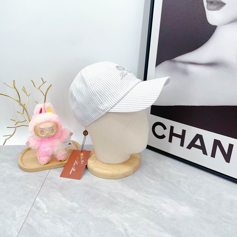 Loro Piana Cap dx (2380)