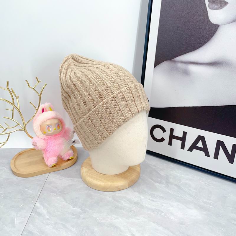 Loro Piana Hat dx (1946)