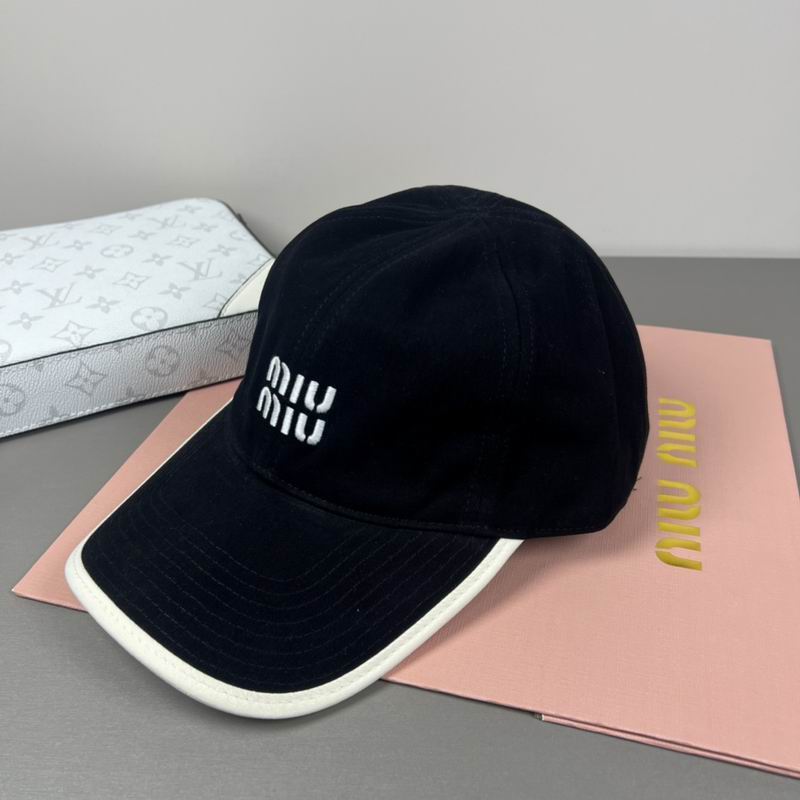 MIumiu Cap dx (1834)