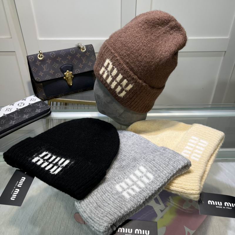 MIumiu Hat dx (1130)