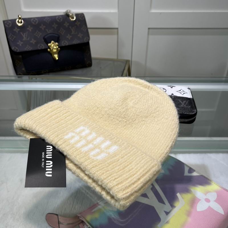 MIumiu Hat dx (1136)