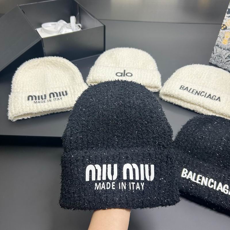 MIumiu Hat dx (35)