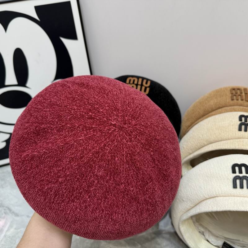 MIumiu beret dx (116)