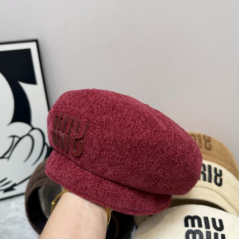 MIumiu beret dx (118)