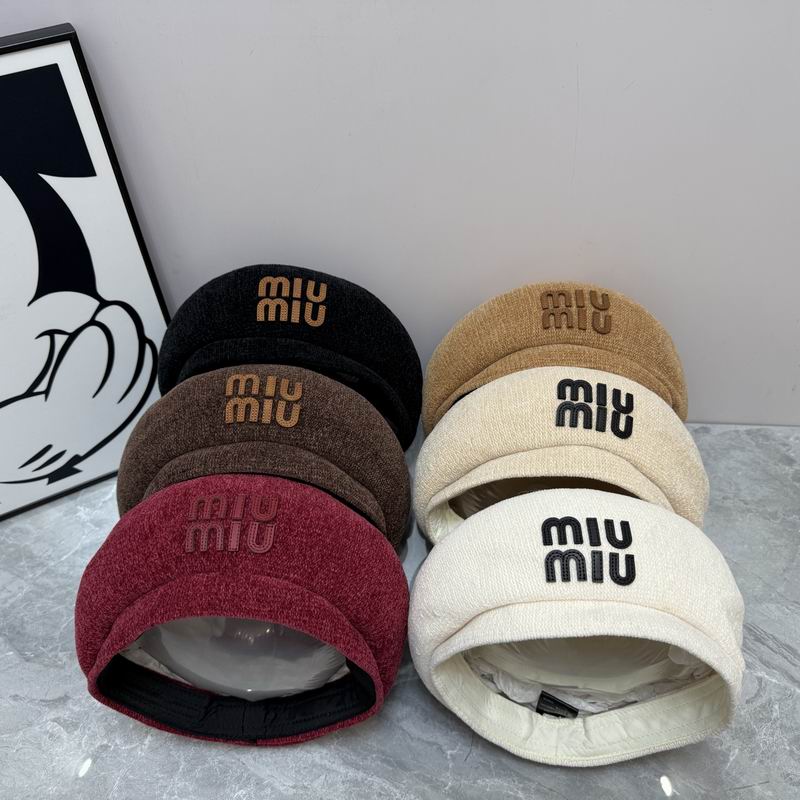 MIumiu beret dx (119)