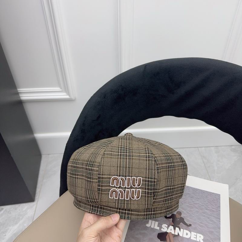 MIumiu beret dx (46)