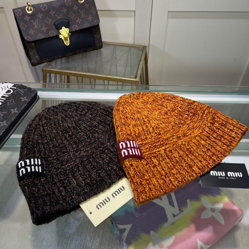 MIumiu hat dx (3151)