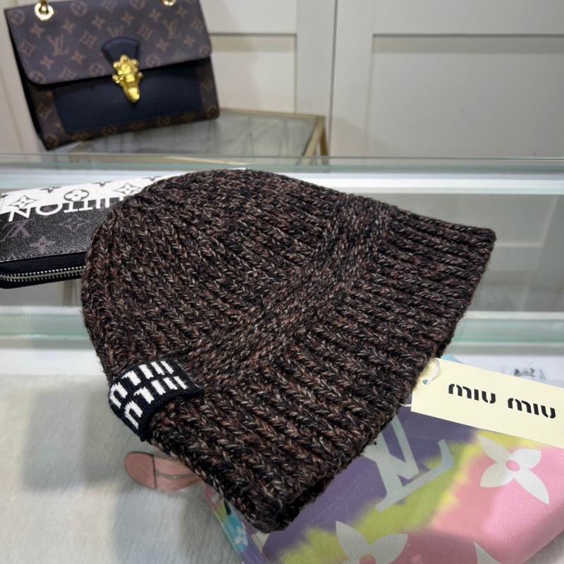 MIumiu hat dx (3152)