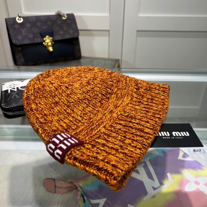 MIumiu hat dx (3162)