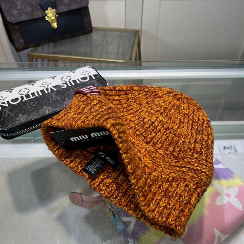 MIumiu hat dx (3164)