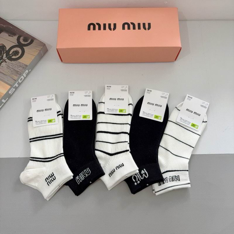MIumiu socks QY (4)