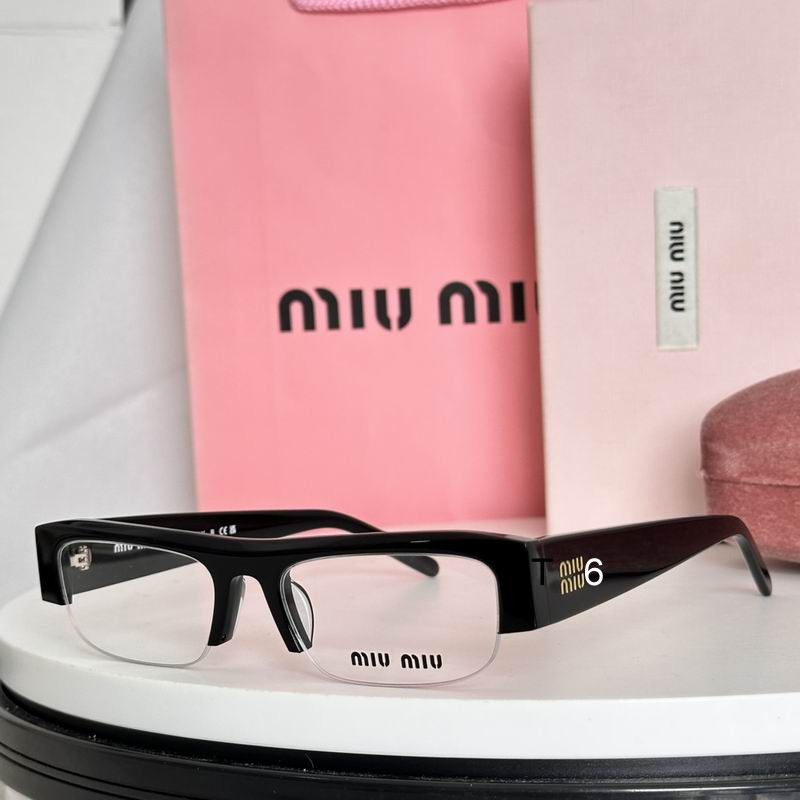 MiuMiu MUB07S 52 18-145 e05