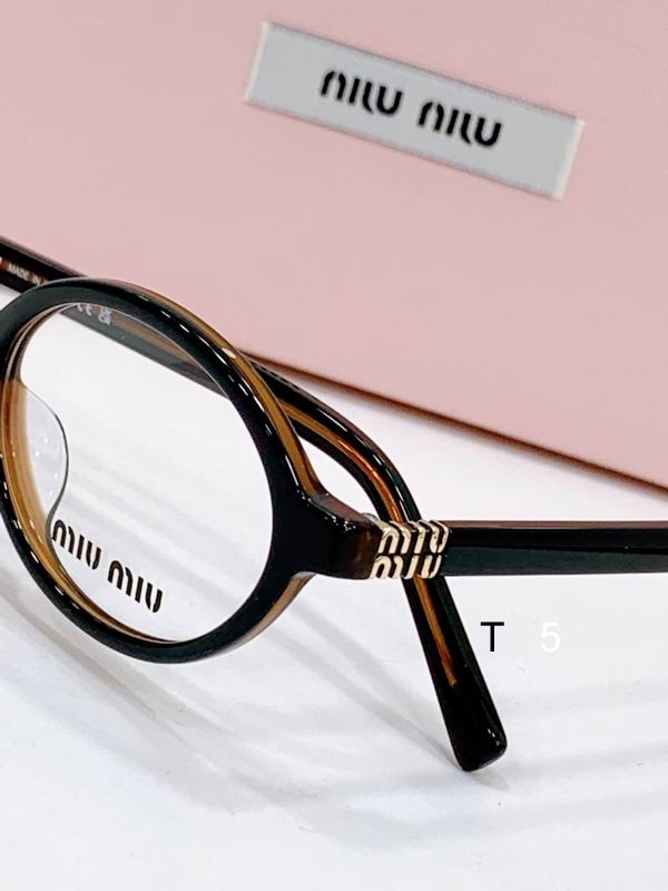 MiuMiu  SMU04ZF 50 18-145 F 07