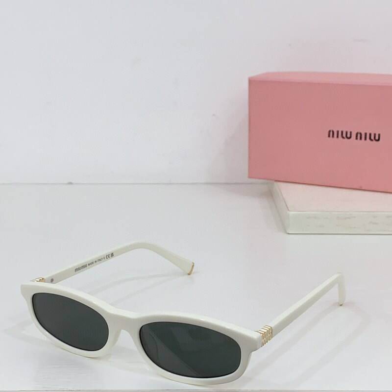 MiuMiu Glasses  08smh44 (1)