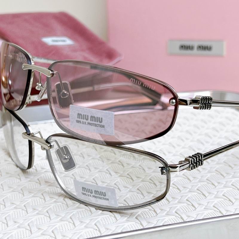 MiuMiu SMUA50 69 15-130 a06