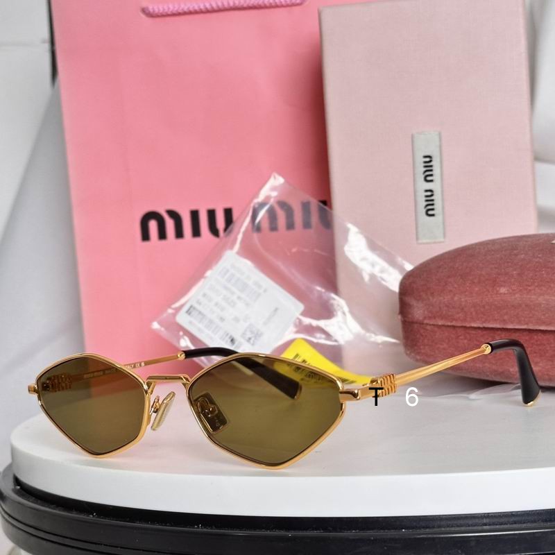 MiuMiu SMUA56 56 17-140 e02