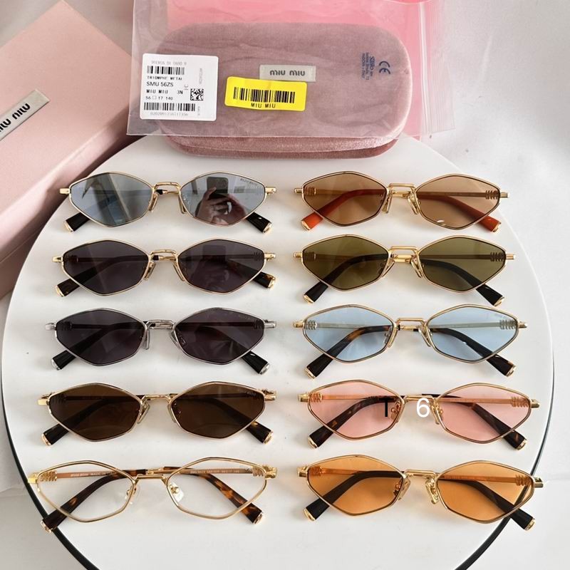 MiuMiu SMUA56 56 17-140 e08