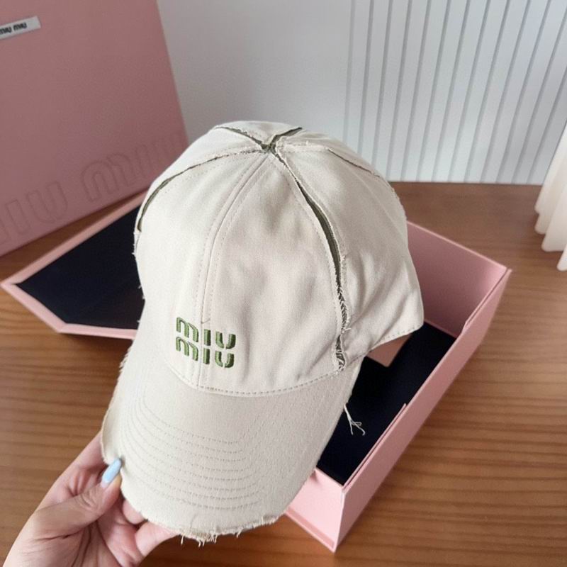 Miumiu Cap dx (1440)