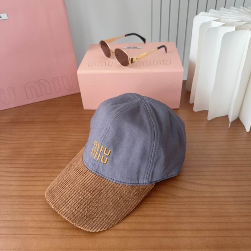 Miumiu Cap dx (1653)