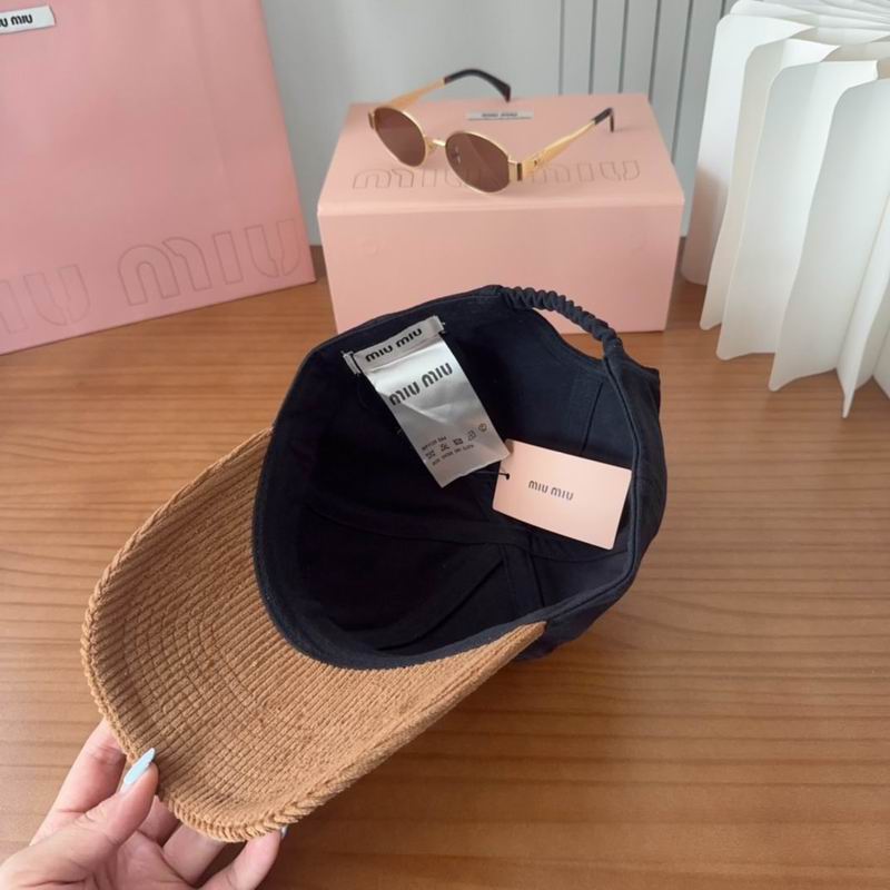 Miumiu Cap dx (1656)