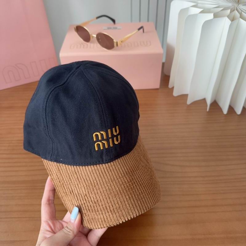 Miumiu Cap dx (1659)