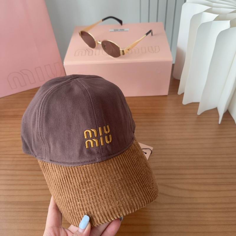 Miumiu Cap dx (1668)