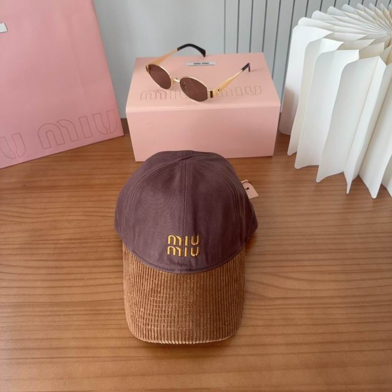 Miumiu Cap dx (1672)