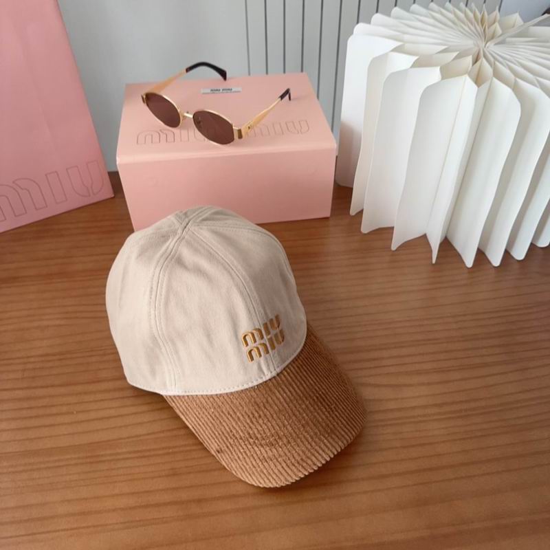 Miumiu Cap dx (1685)
