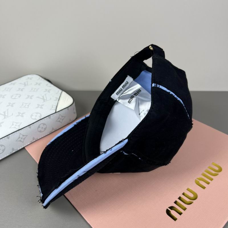 Miumiu Cap dx (3820)