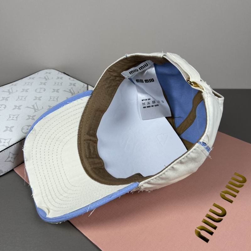 Miumiu Cap dx (3823)