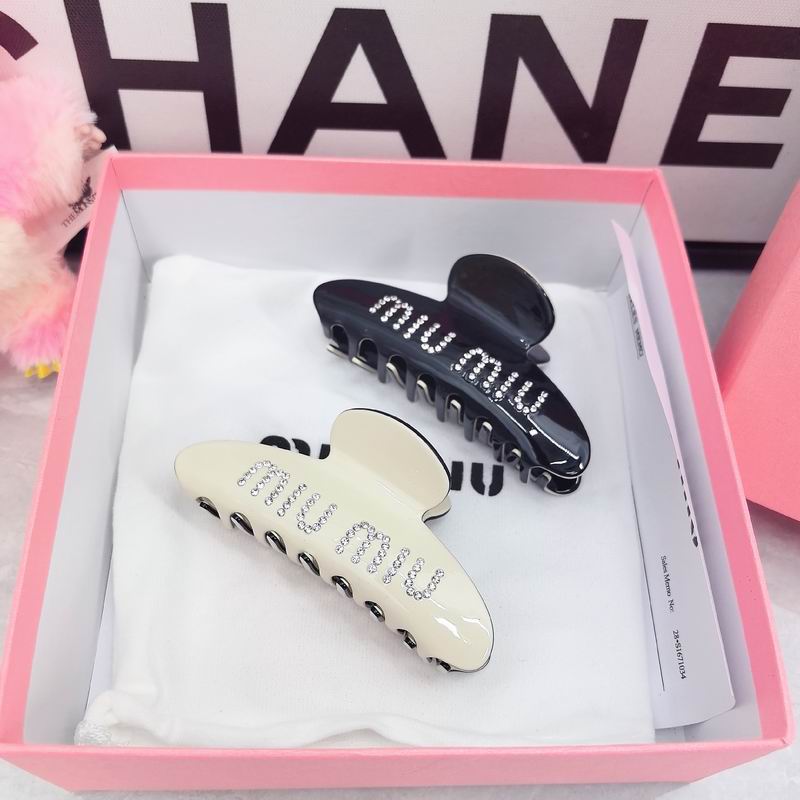 Miumiu Hair Grab Clip dx (392)