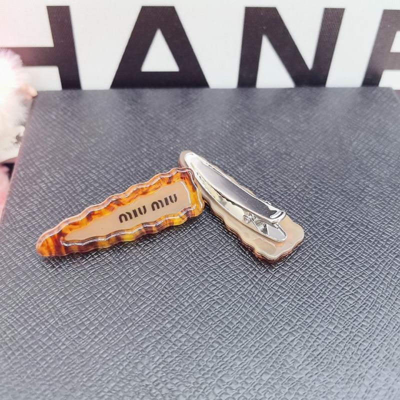 Miumiu Hairpin dx (117)