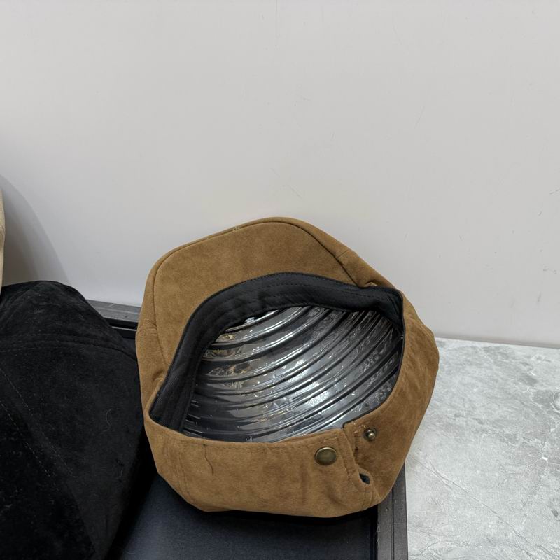 Miumiu beret dx (226)