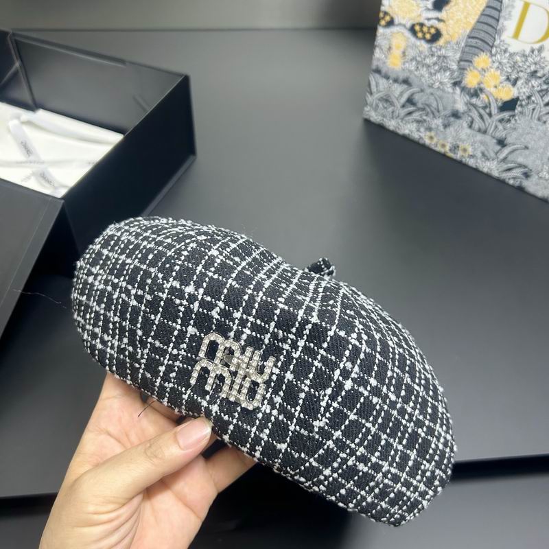 Miumiu beret dx (360)