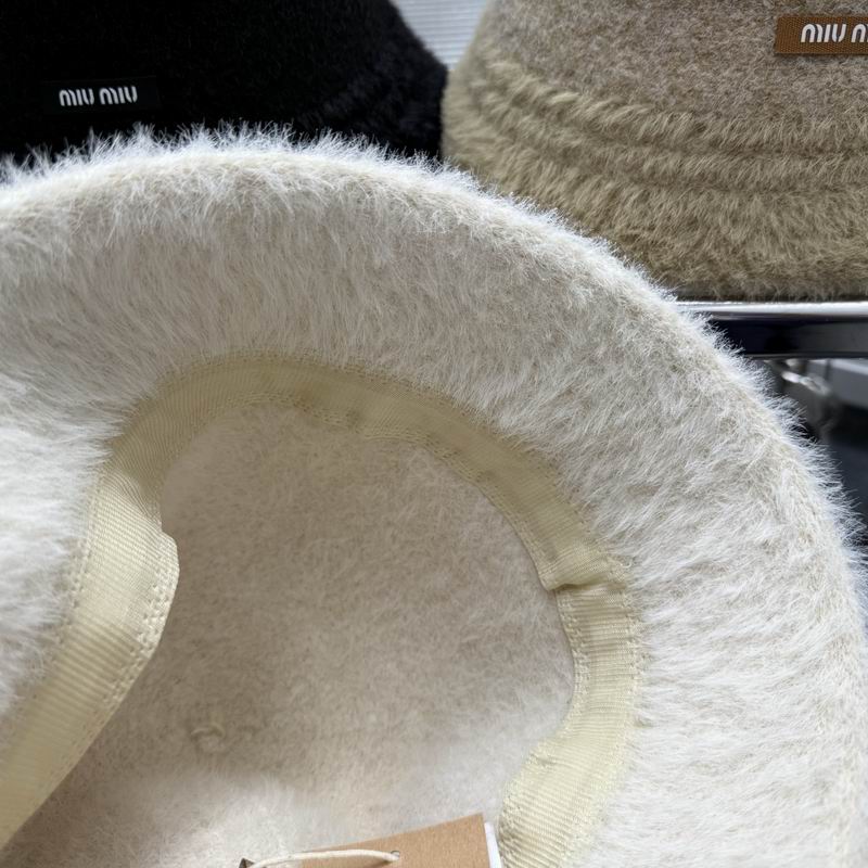 Miumiu hat dx (100)